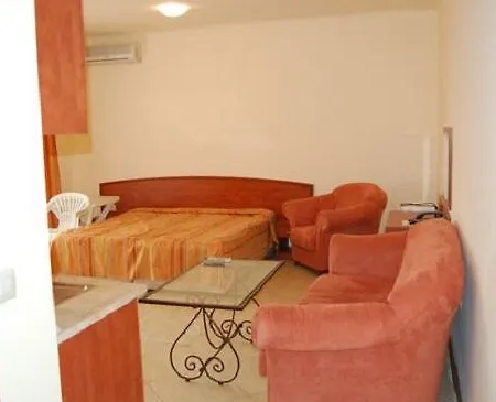 Palazzo Hotel apartamentowy 4*